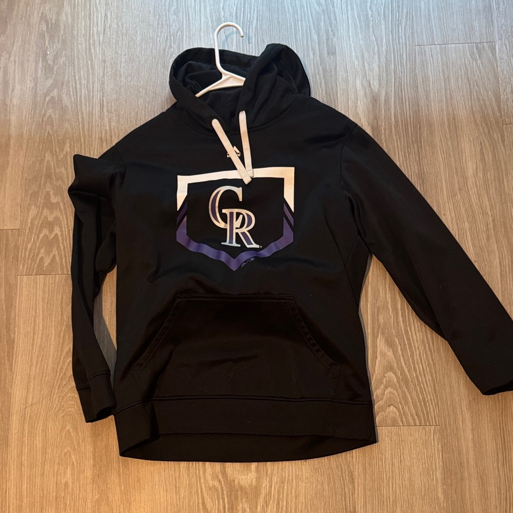 ⚾️🖤 Majestic Colorado Rockies Hoodie – Cozy Team Gear 🖤⚾️